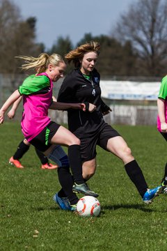 Bild 28 - Frauen Schmalfelder SV - TSV Siems : Ergebnis: 1:0